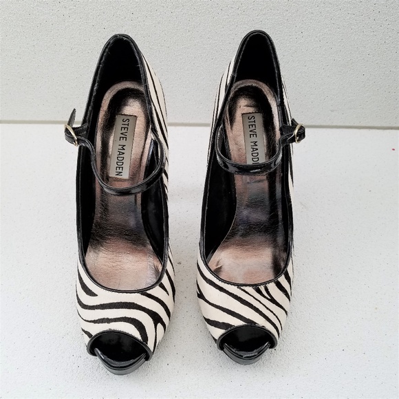 STEVE MADDEN Black & White Zebra Striped Platforms - Picture 2 of 8